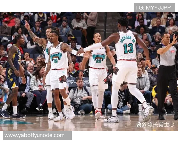 明天马刺对阵灰熊卡斯尔因左髋屈肌酸痛缺席比赛影响球队表现 明天马刺对阵灰熊卡斯尔因左髋屈肌酸痛缺席比赛影响球队表现