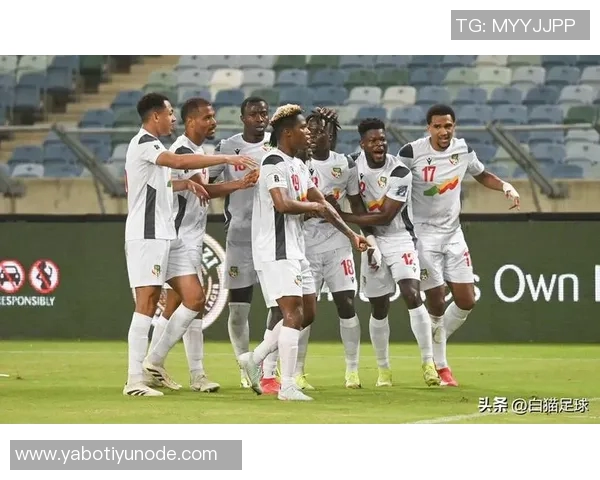 FIFA最新排名揭晓西班牙阿根廷法国稳居前三国足上升至第93位再创佳绩 FIFA最新排名揭晓西班牙阿根廷法国稳居前三国足上升至第93位再创佳绩