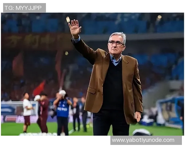 国足教练伊万未能发挥人才优势令人失望履历成疑